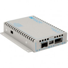 Omnitron Systems iConverter 10 Gigabit Ethernet Fiber Media Converter SFP+ to XFP 10Gbps Wide Temp - 1 x SFP+; 1 x XFP (Protocol-Transparent); Wall-Mount Standalone; DC Powered; Lifetime Warranty - REACH, RoHS, WEEE Compliance 8599-01-FW